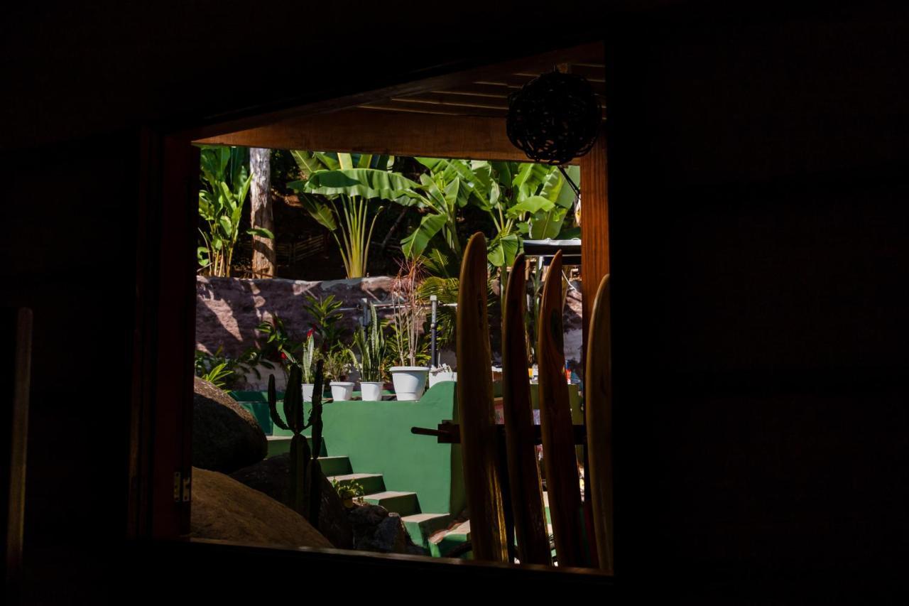 Sintonia Surf Hostel E Bar Убатуба Екстер'єр фото