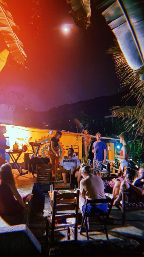 Sintonia Surf Hostel E Bar Убатуба Екстер'єр фото